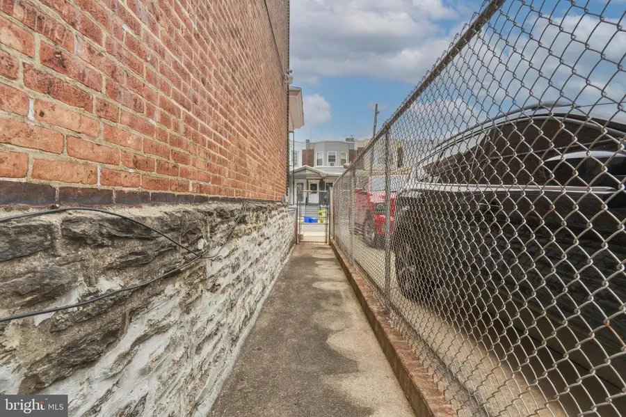 1655 W Mentor St, Philadelphia, PA 19141 - #2