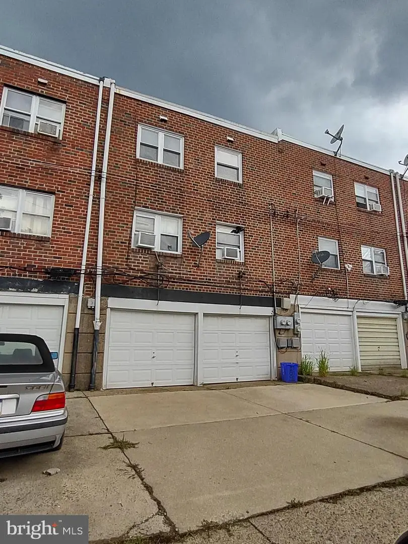 2589 Balwynne Park Rd, Philadelphia, PA 19131 - #3