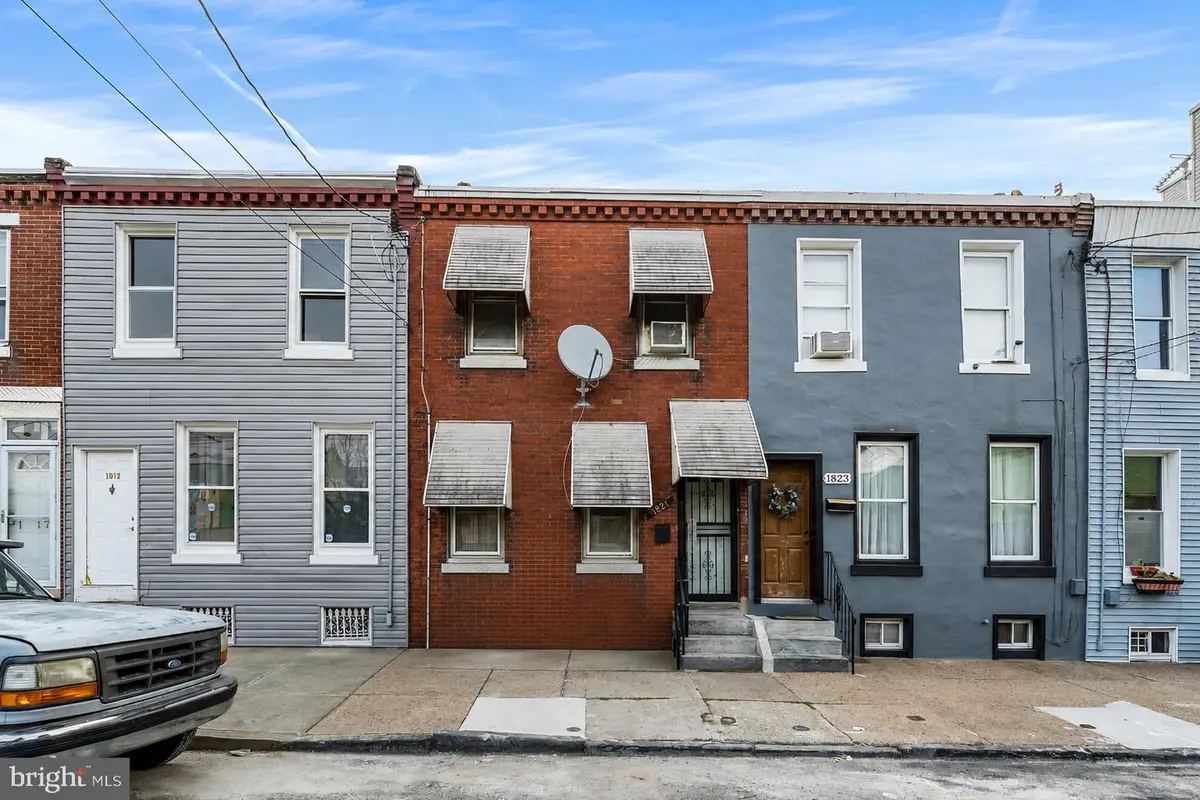 1821 E Sergeant St, Philadelphia, PA 19133 - #1