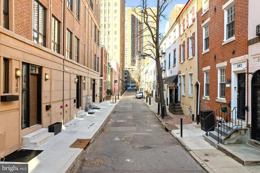 337 S Hicks St, Philadelphia, PA 19102 - #2