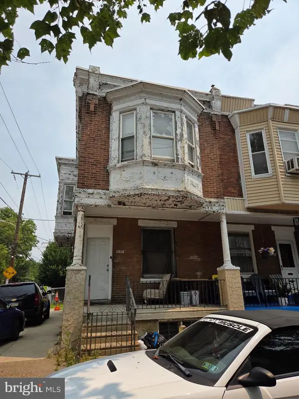 1301 S Paxon St, PHILADELPHIA, PA 19143