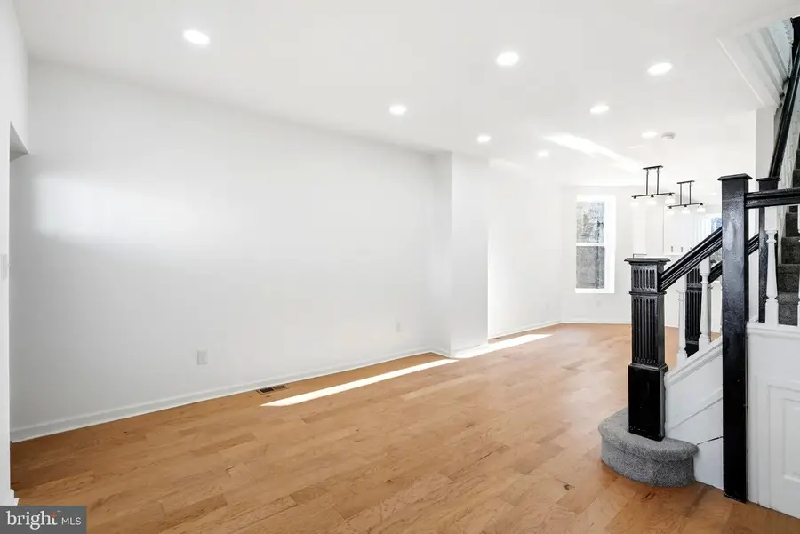 1651 N Redfield St, Philadelphia, PA 19151 - #3