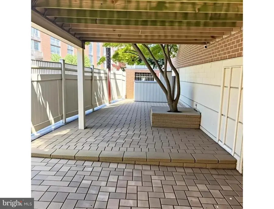866 N Marshall St, Philadelphia, PA 19123 - #3