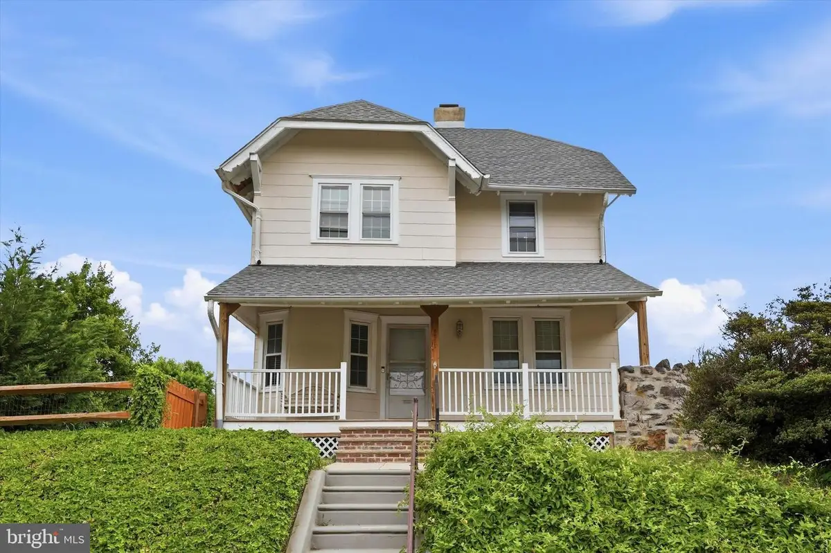4611 Linden Ave, Philadelphia, PA 19114 - #1