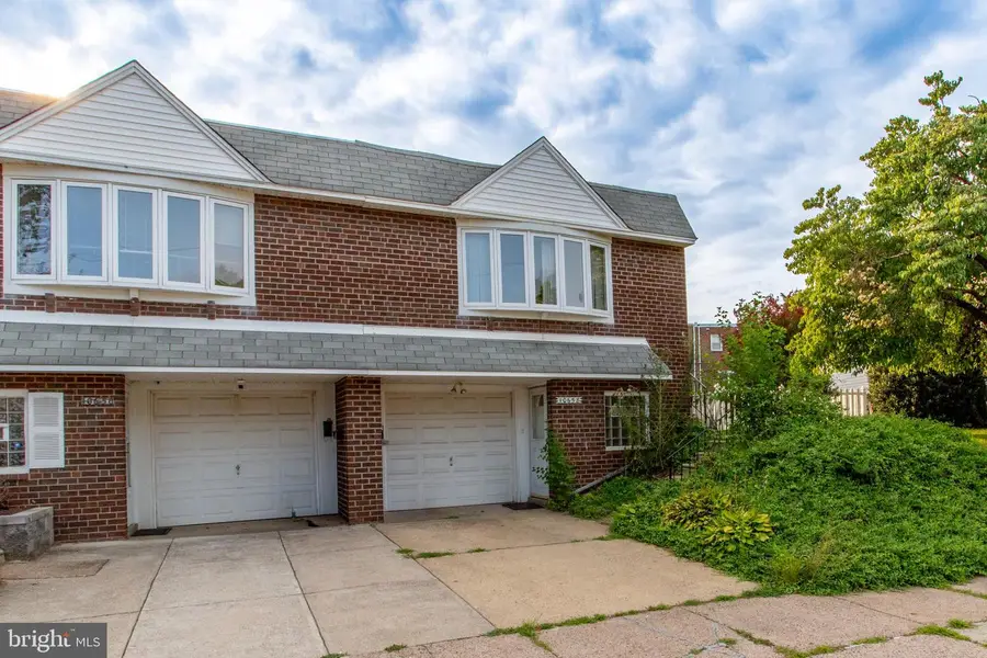 10658 Halstead St, Philadelphia, PA 19116 - #2