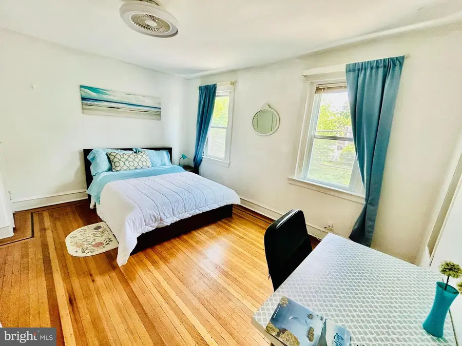 907 Church Ln, Philadelphia, PA 19138 - #2