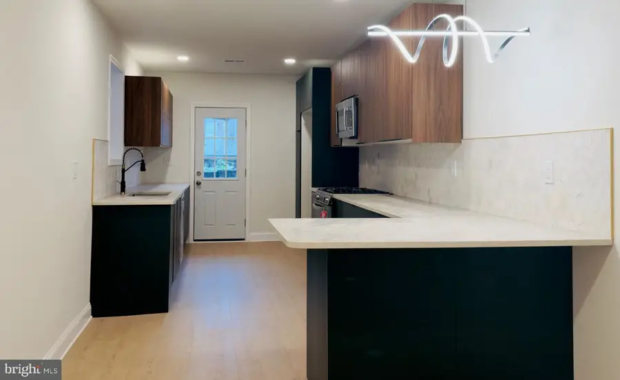 2546 S 9th St, Philadelphia, PA 19148 - #2