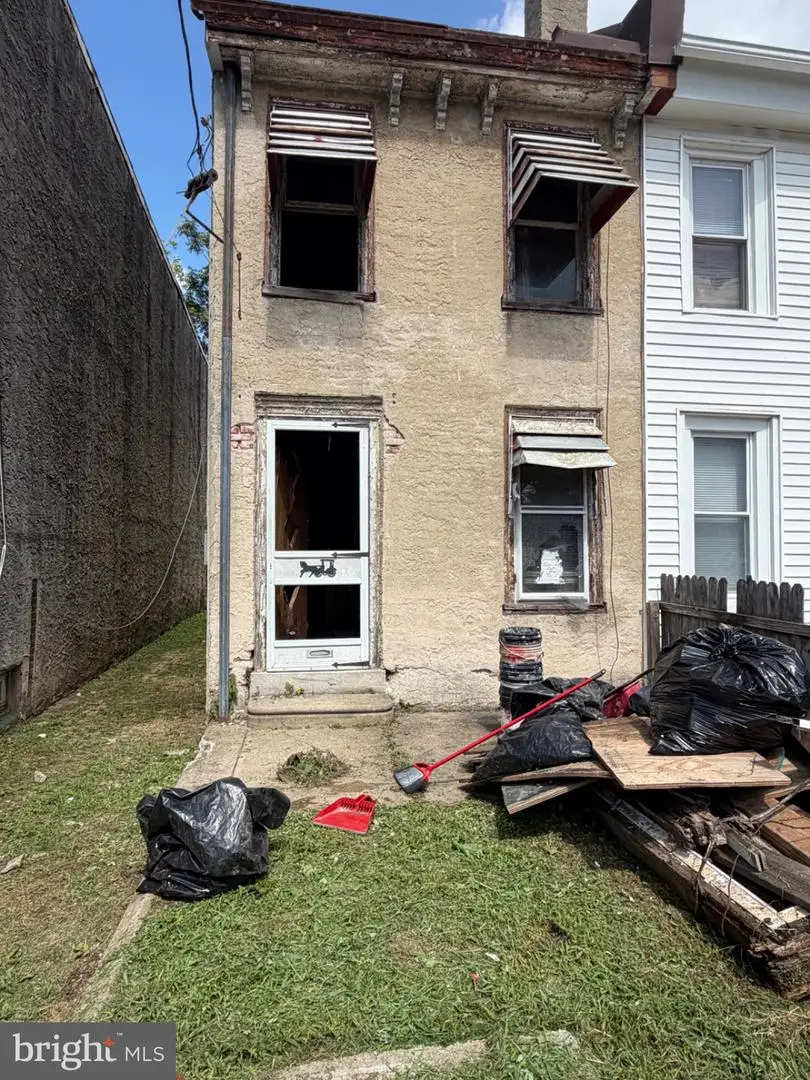 217 E Ashmead St, Philadelphia, PA 19144 - #1