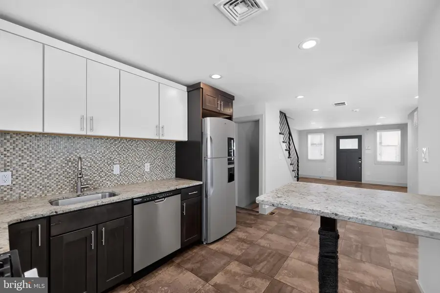 2116 S Beechwood St, Philadelphia, PA 19145 - #3