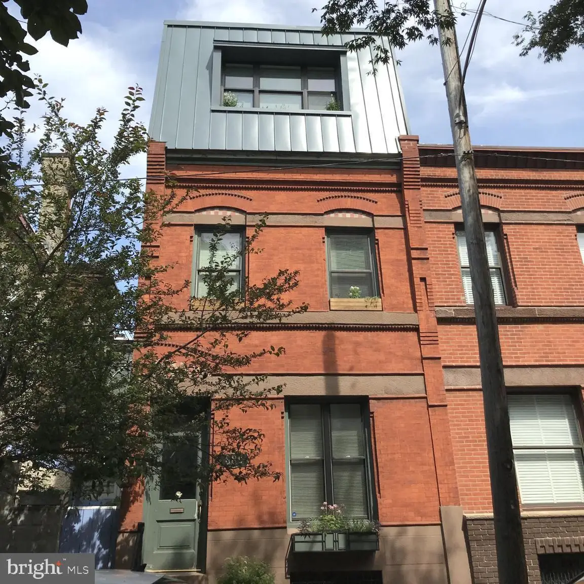 889 N 25th St, Philadelphia, PA 19130 - #1