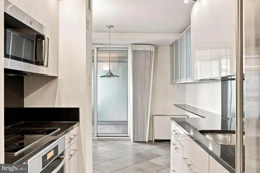 224-30 W Rittenhouse Sq #1410, Philadelphia, PA 19103 - #2