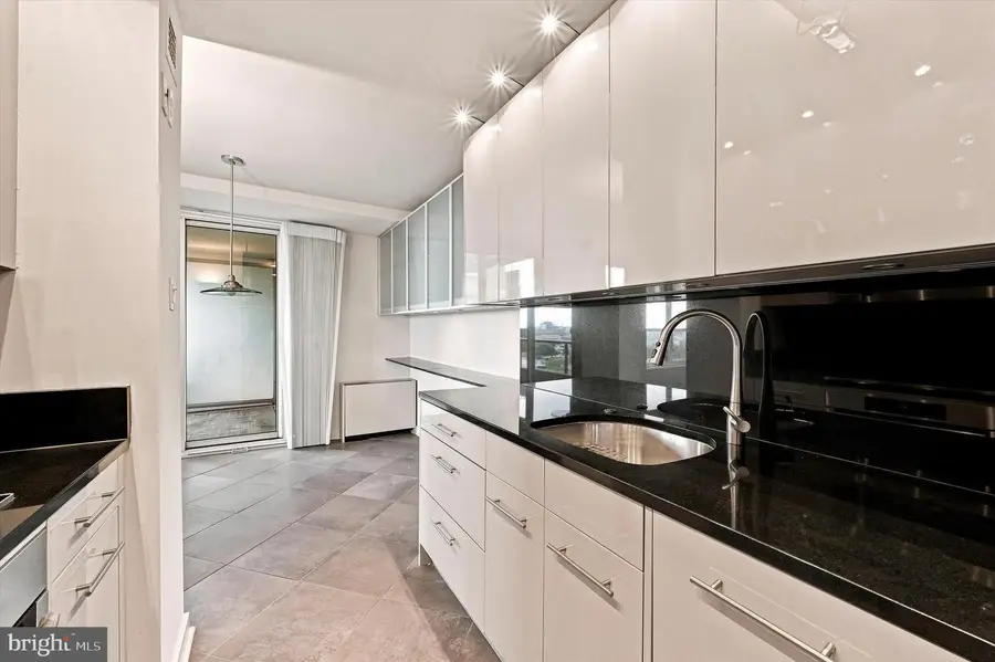224-30 W Rittenhouse Sq #1410, Philadelphia, PA 19103 - #3