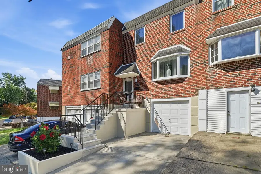 9176 Ryerson Rd, Philadelphia, PA 19114 - #2