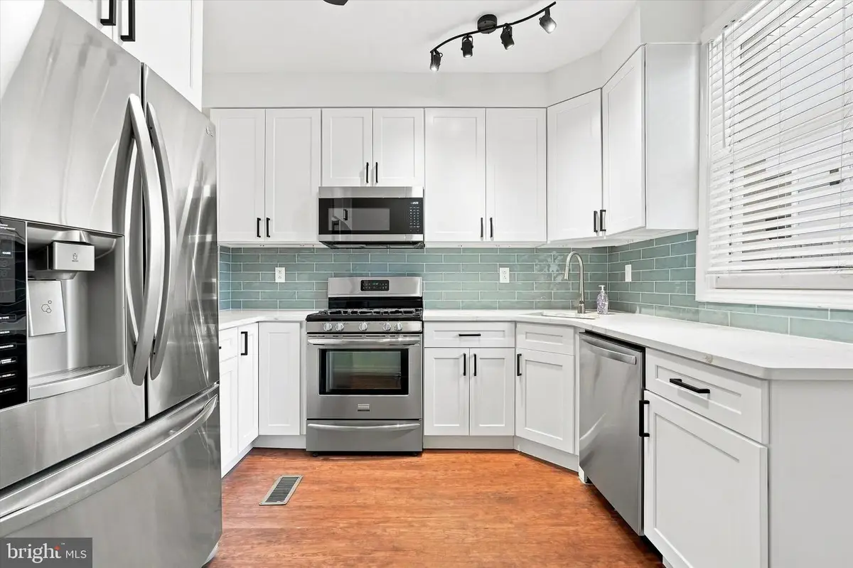 2118 E Arizona St, Philadelphia, PA 19125 - #1