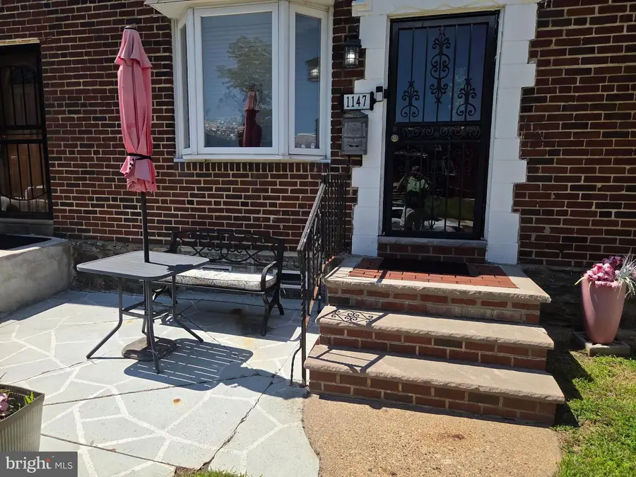 1147 E Slocum St, Philadelphia, PA 19150 - #2