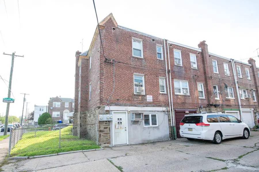 4600 Ashville St, Philadelphia, PA 19136 - #3