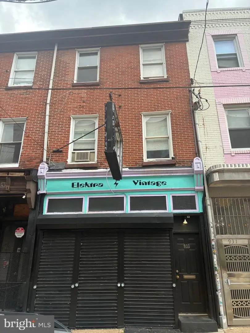 933 Spring Garden St, Philadelphia, PA 19123 - #1