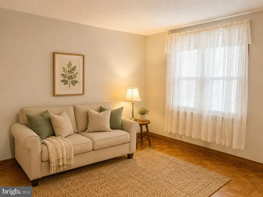423 Shurs Ln, Philadelphia, PA 19128 - #2