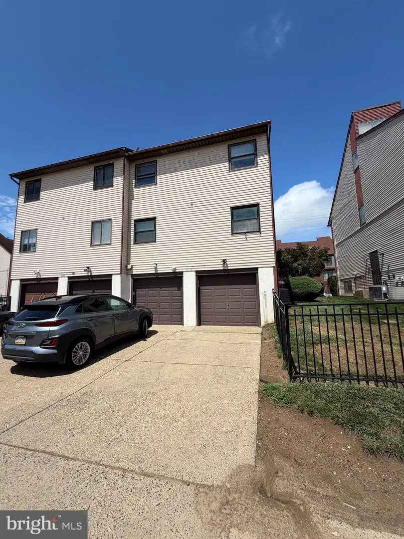 9525-00 James St #2b, Philadelphia, PA 19114 - #2