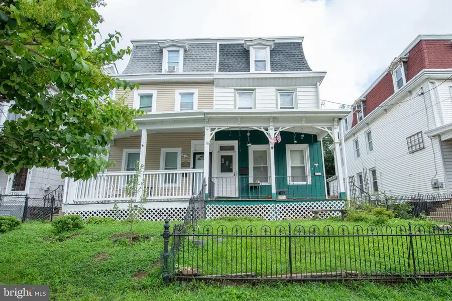 8038 Walker St, Philadelphia, PA 19136 - #2