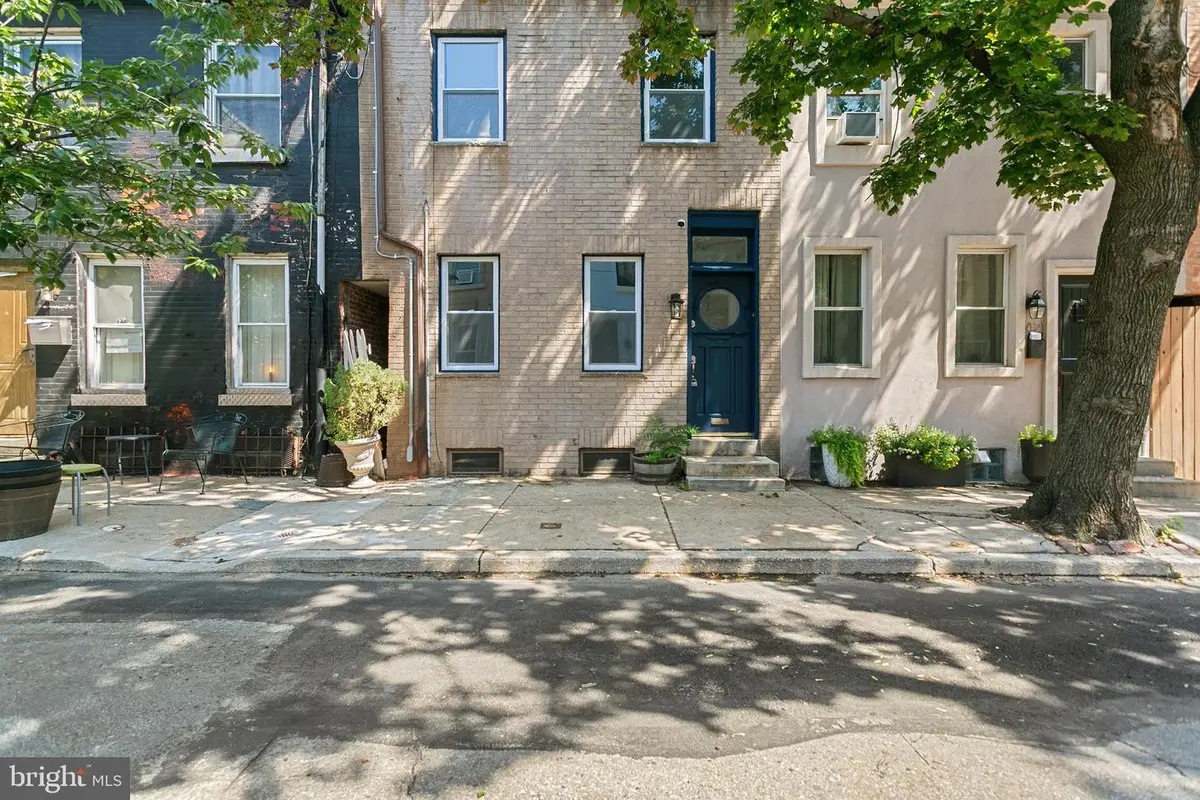 423 Cross St, Philadelphia, PA 19147 - #1