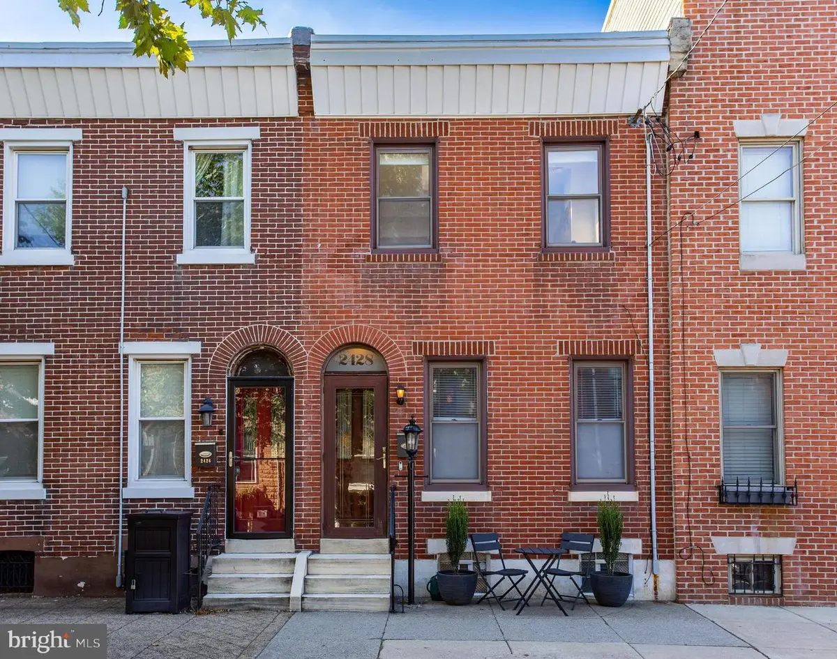 2428 Gaul St, Philadelphia, PA 19125 - #1