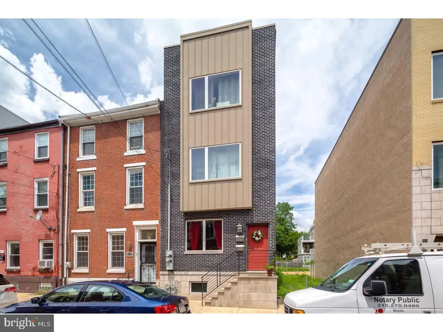 1211 Mount Vernon St #1, Philadelphia, PA 19123 - #2