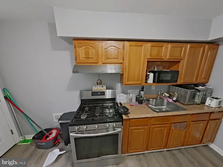 908 W Erie Ave, Philadelphia, PA 19140 - #3