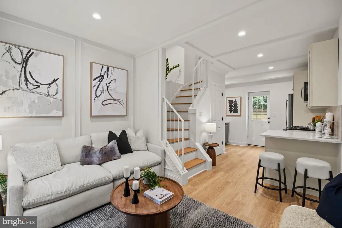 112 Monroe, Philadelphia, PA 19147 - #1