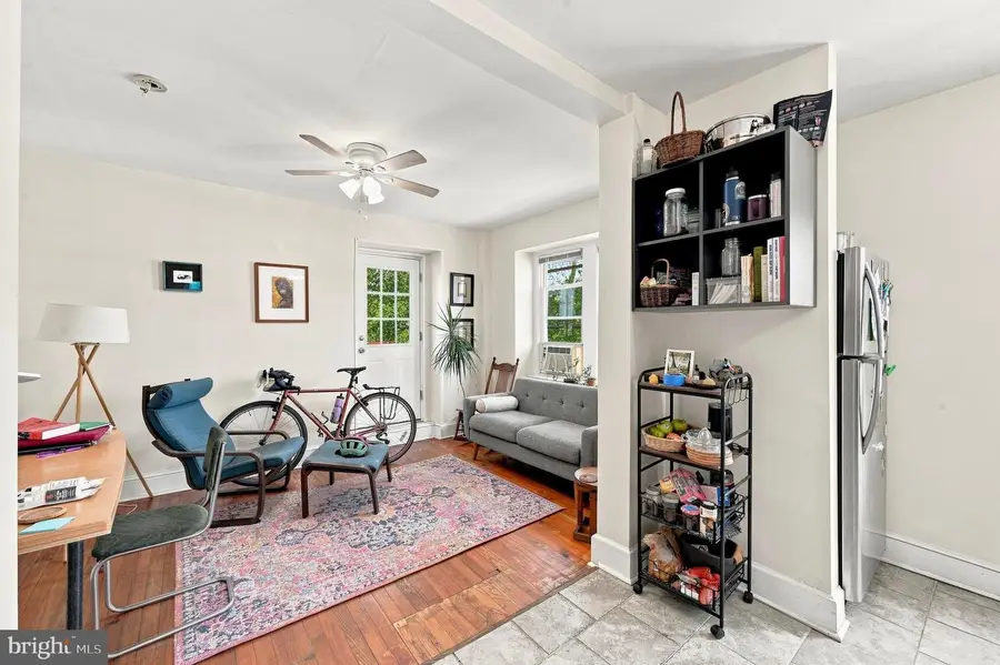 824 S 51st St, Philadelphia, PA 19143 - #3