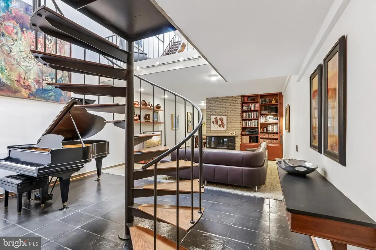 2014 Lombard St, Philadelphia, PA 19146 - #1