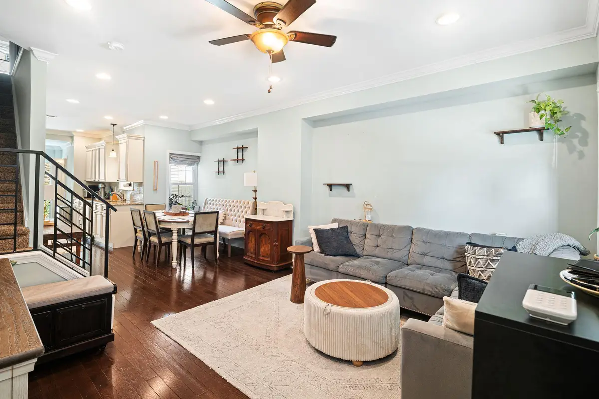 259 Kalos St, Philadelphia, PA 19128 - #1