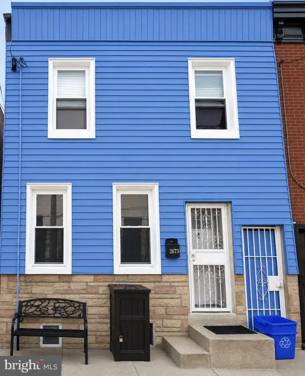 2673 Collins St, PHILADELPHIA, PA 19125