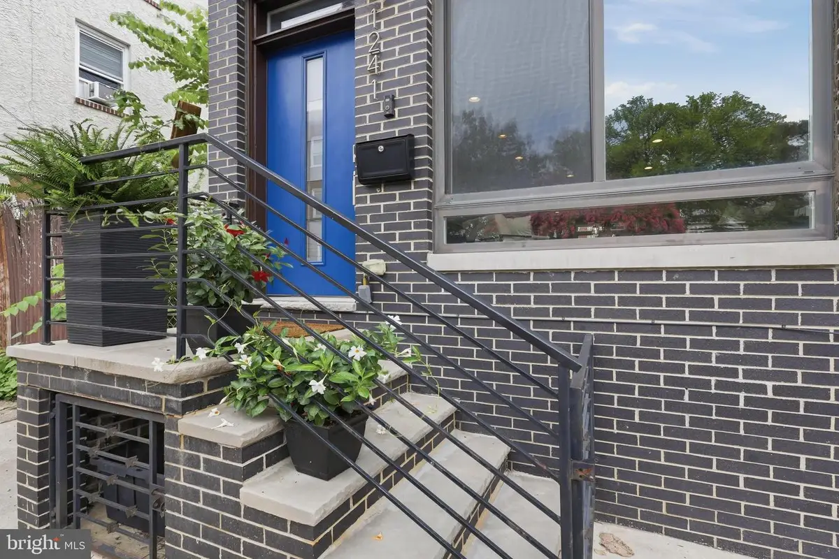 1241 N 19th St, Philadelphia, PA 19121 - #1