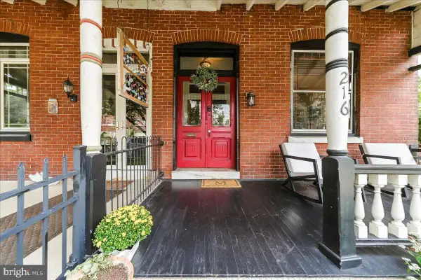 216 Sumac St, PHILADELPHIA, PA 19128