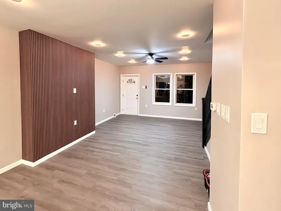 2745 S 71st St, Philadelphia, PA 19153 - #3