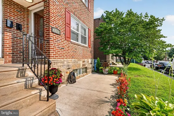 8322 Alma St, PHILADELPHIA, PA 19152