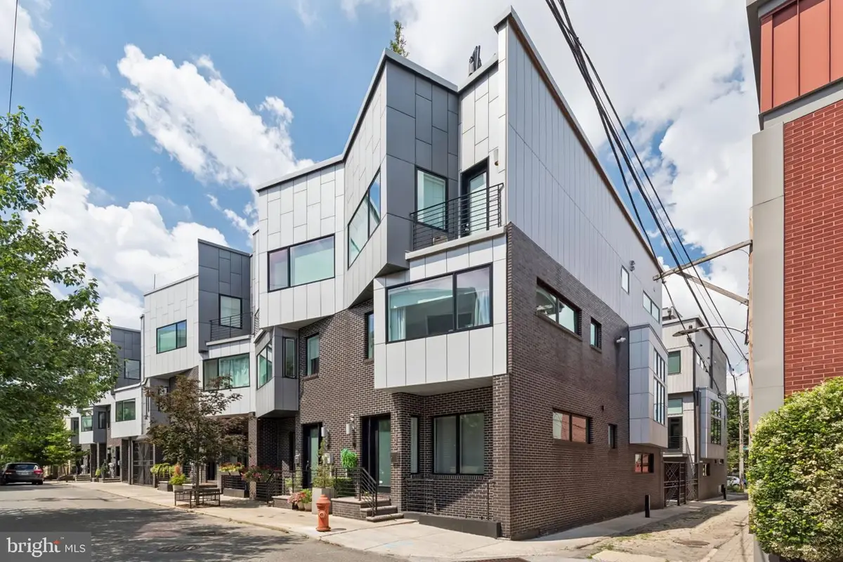 826 N Lawrence St N, Philadelphia, PA 19123 - #1