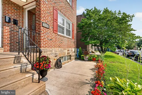 8322 Alma St, PHILADELPHIA, PA 19152