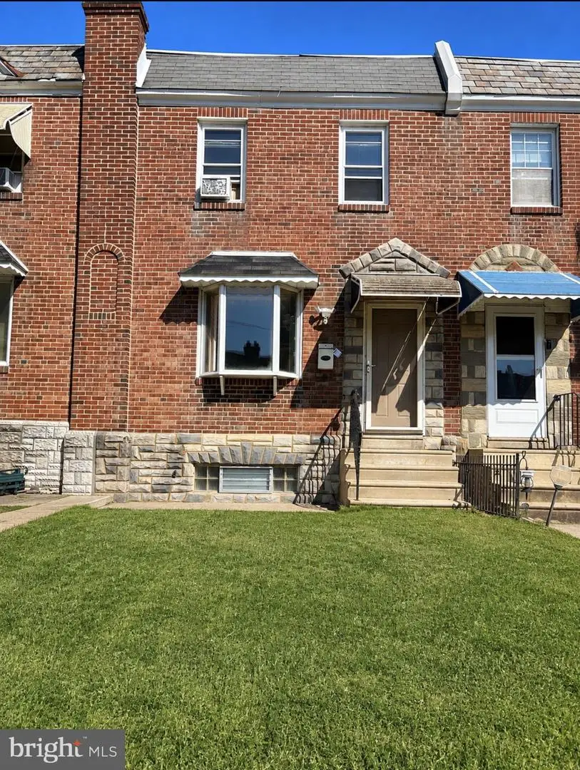 7214 Cottage St, Philadelphia, PA 19135 - #1