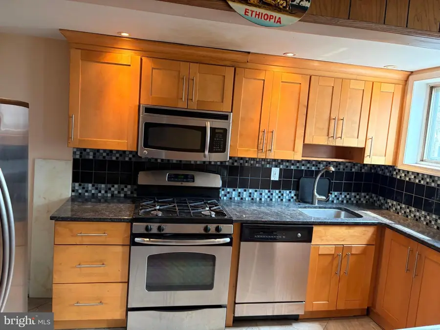 7014 Grays Ave, Philadelphia, PA 19142 - #3