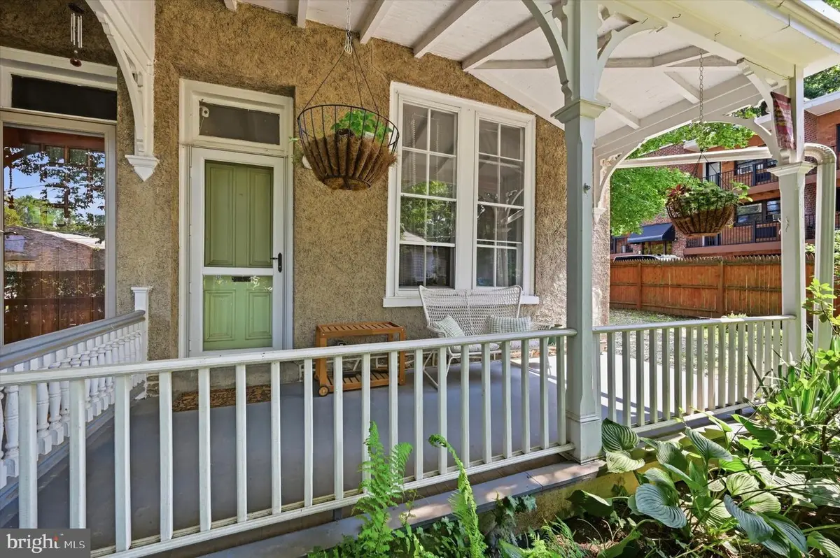 528 W Sedgwick St, Philadelphia, PA 19119 - #1