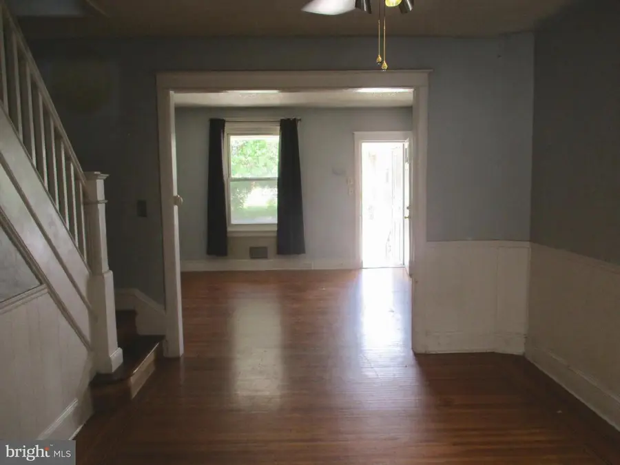 6015 Montague St, Philadelphia, PA 19135 - #3