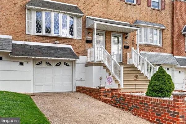 10222 Woburn Pl, PHILADELPHIA, PA 19114