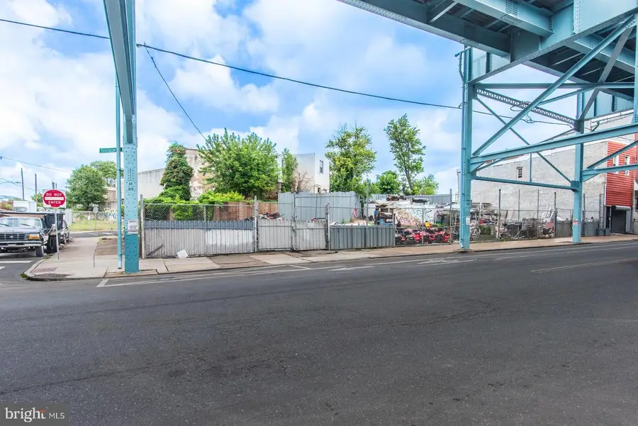 2738 Kensington Ave, Philadelphia, PA 19134 - #2