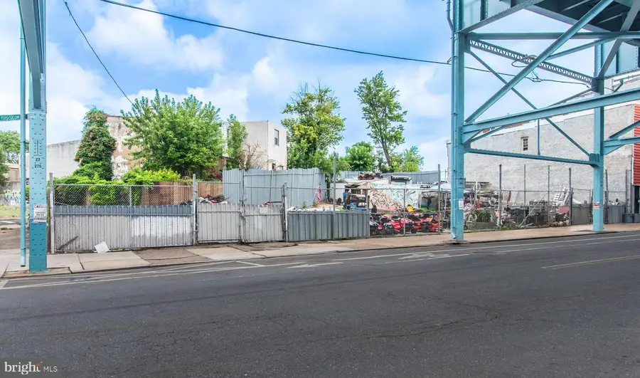 2738 Kensington Ave, Philadelphia, PA 19134 - #3