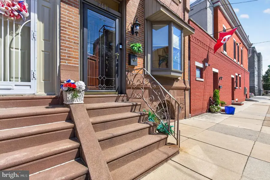 2441 S 13th St, Philadelphia, PA 19148 - #3
