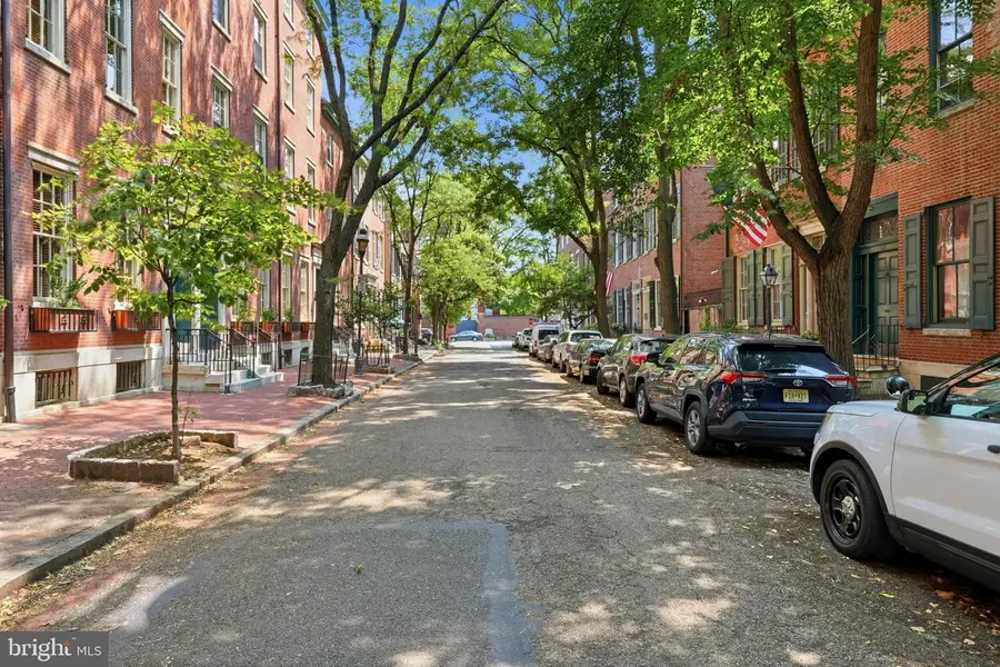 916 Clinton St, Philadelphia, PA 19107 - #2