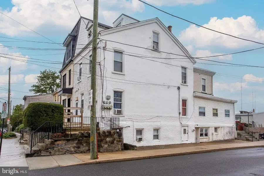 270 Dupont St, Philadelphia, PA 19128 - #2