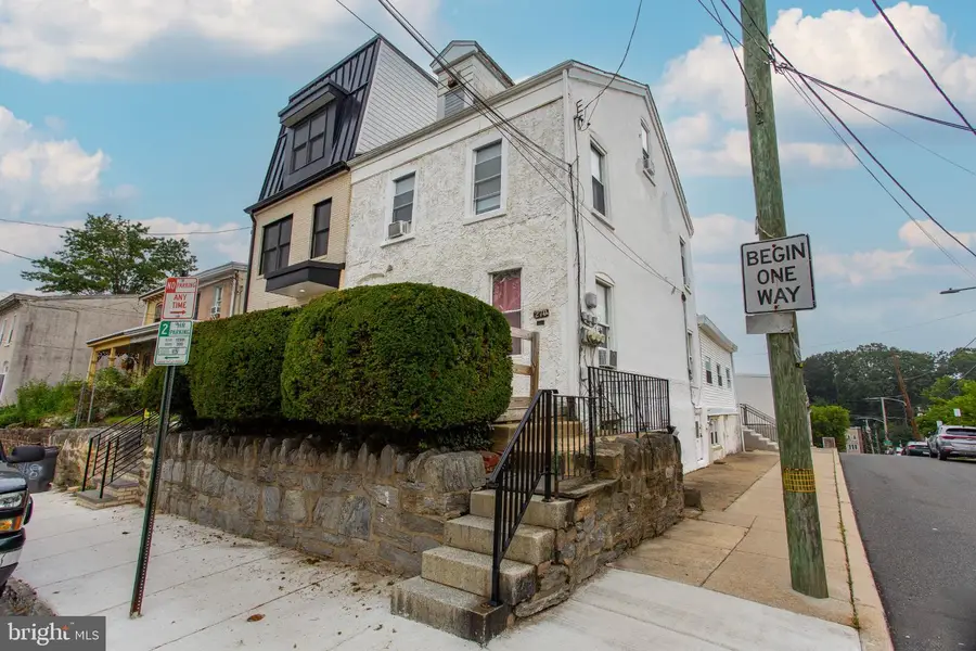 270 Dupont St, Philadelphia, PA 19128 - #3